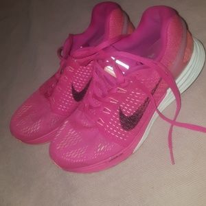Nike.women.shoes